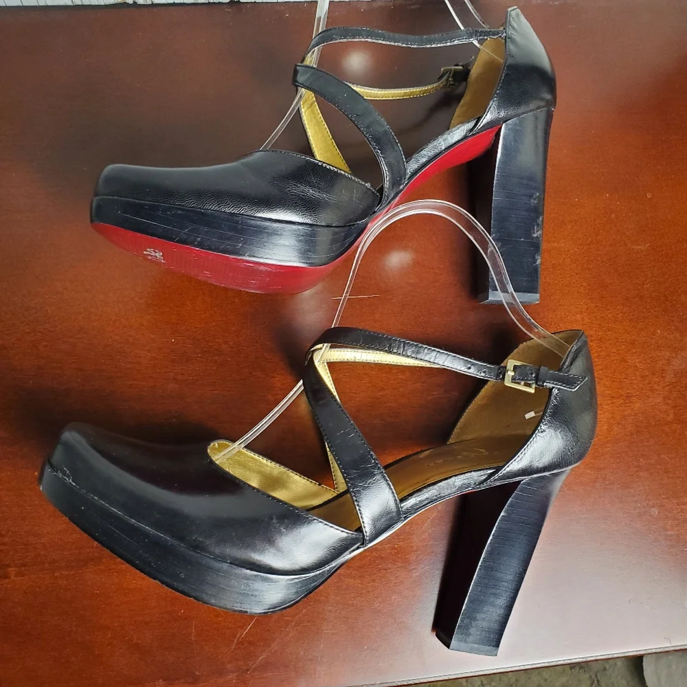 Marc Fisher MFLOLA Genuine Leather Cross Strap Platform Heel, 10, Black